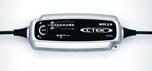 Haines Hunter MD John Haber displays a 760 prototype hull.